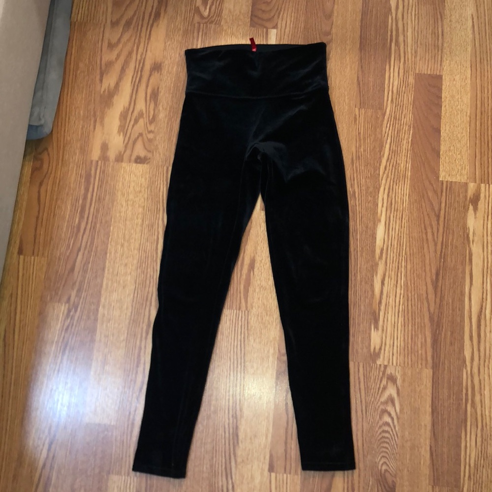 Black velvet medium Spanx